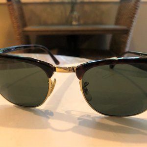 Ray-Ban Clubmaster Classic sunglasses (look new)